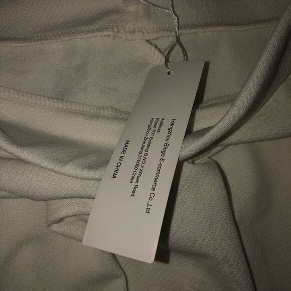 Urban CoCo skirt NWT off white skirt - Picture 2 of 4